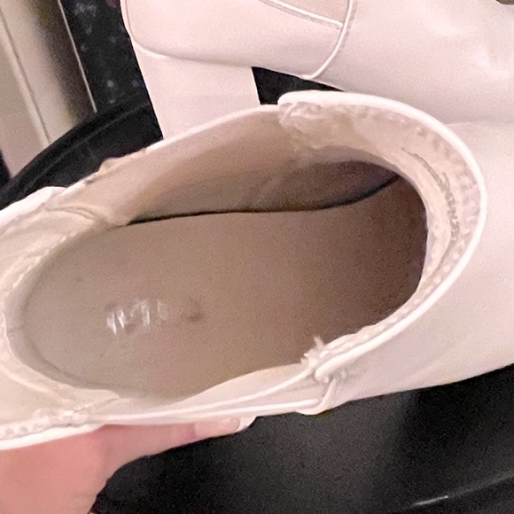 Mia Genesis Off White Platform Ankle Boots - Picture 12 of 15